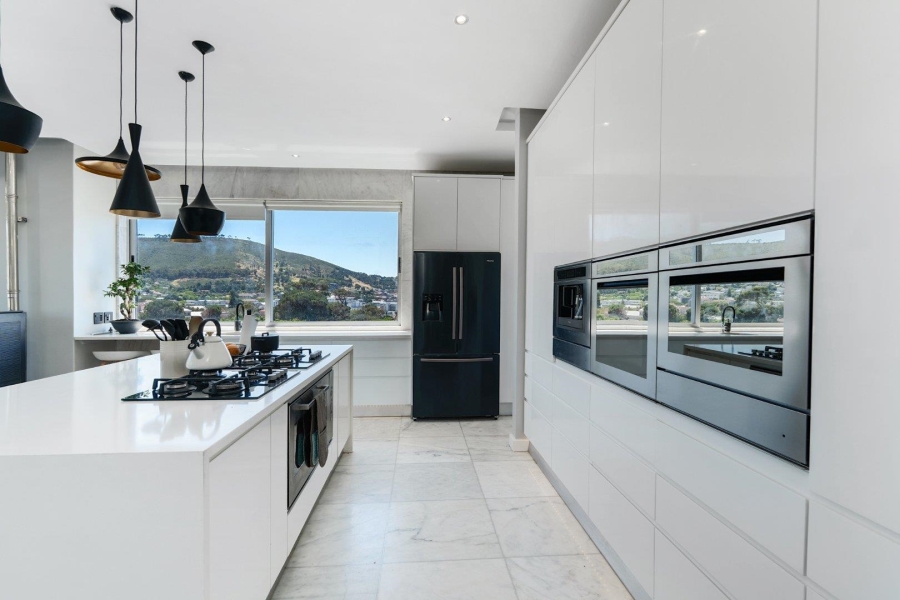 3 Bedroom Property for Sale in Oranjezicht Western Cape